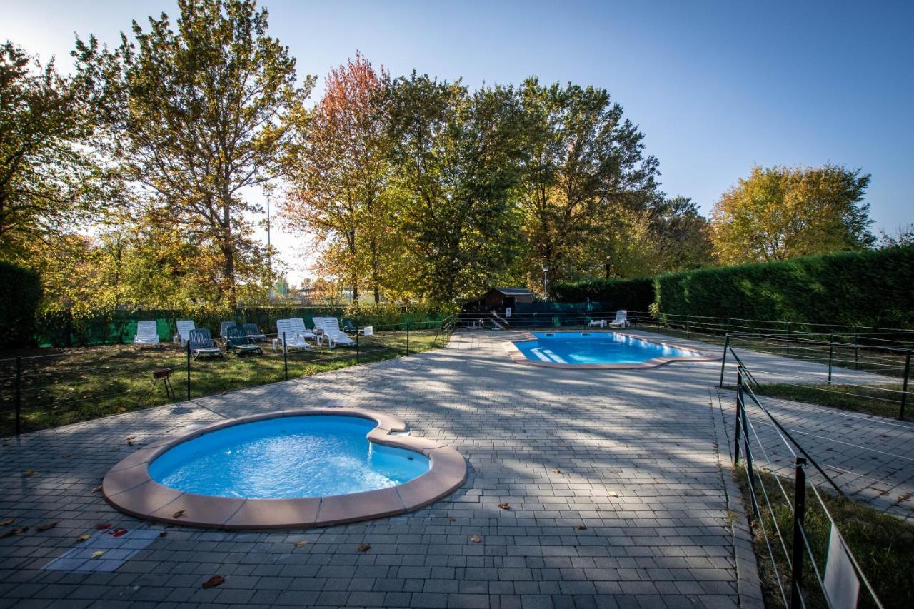 Eco House Roero Cottage Алба Екстериор снимка